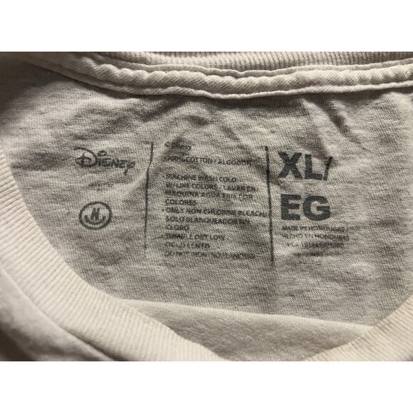 Disney Neff Mickey Mouse Graphic Tee – Size XL - Picture 5 of 7